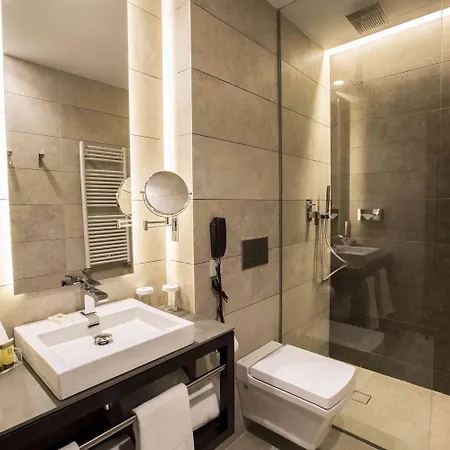 Отель Vincci Mercat 4*