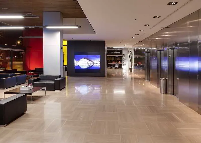 Vincci Mercat Hotel