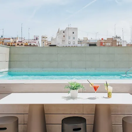 فنتشي مركات فندق فالنسيا