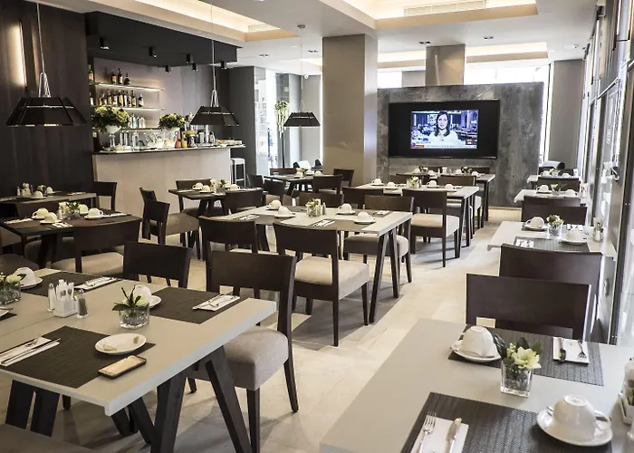 Hotel Vincci Mercat 4*