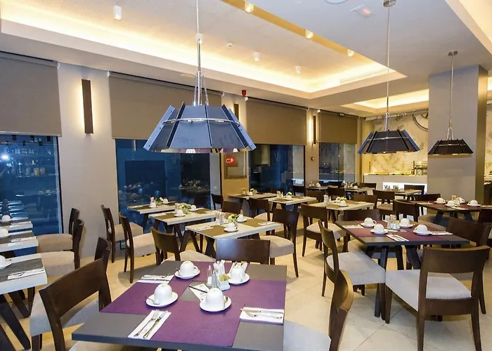 Vincci Mercat Szálloda Valencia